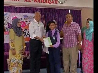 Lihat keputusan UPSR secara holistik