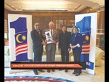 Ikon Baru 1Malaysia diserahkan kepada Perdana Menteri