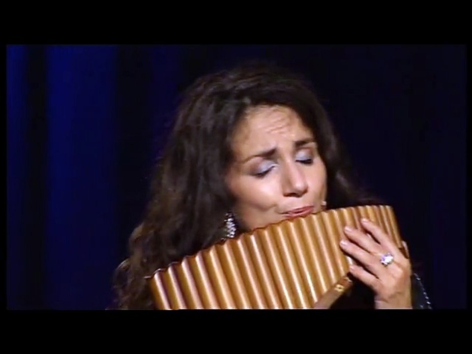 Daniela de Santos Ave Maria live