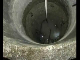 Bayi mungkin masih hidup ketika dicampak