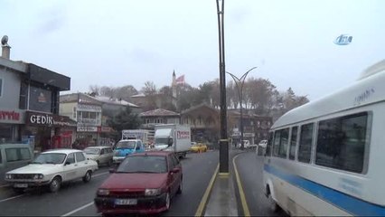 Kırşehir'de Aniden Bastıran Kar Hazırlıksız Yakaladı