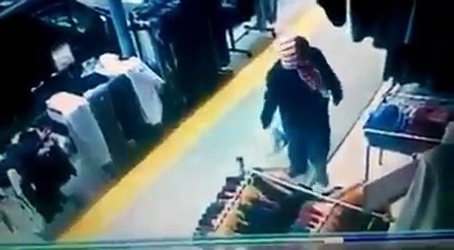 hırsızlık yaparken dayak yedi dayak attı tekrar dayak yedi