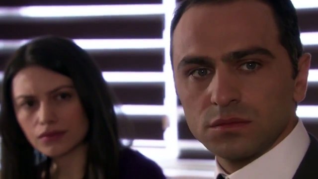 Sen De Gitme 8.Bölüm - Ceyda, Eski Eşinin Çocuğunu Muayene Ediyor!