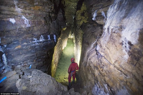 Two explorers discover 15,000-year-old cave below Montreal
