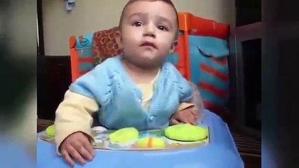 Komik Çocuklar Gülmek Garanti