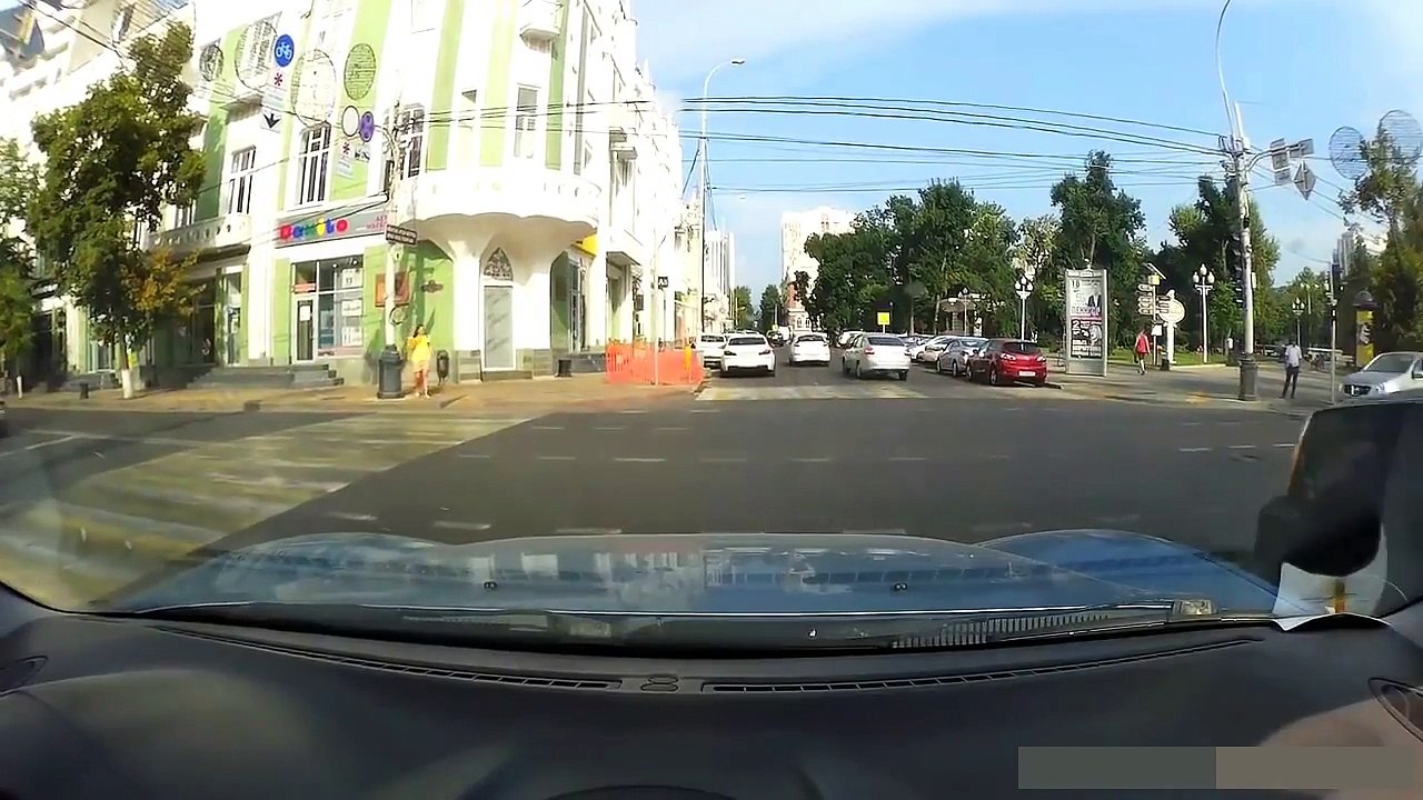 Craziest Driving Fails Compilation 43