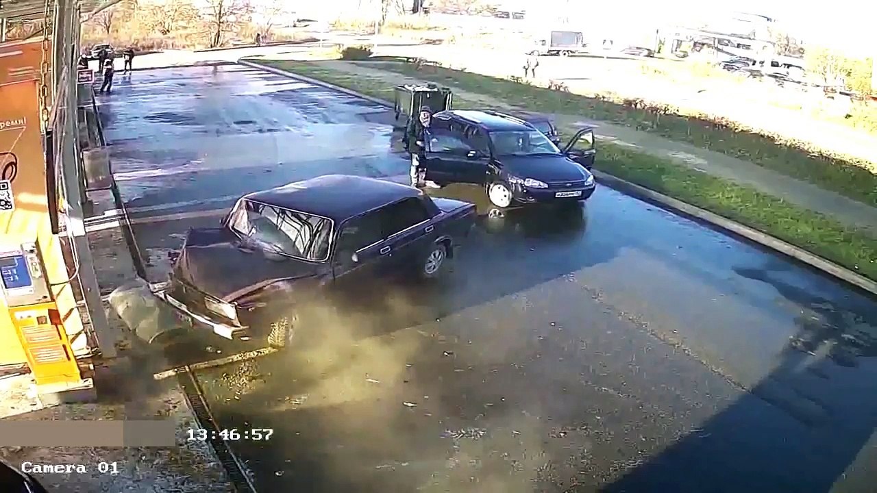 Craziest Driving Fails Compilation 44