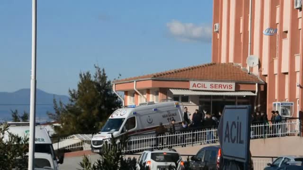 Gemi Söküm İşçileri 25 Metreden Denize Düştü