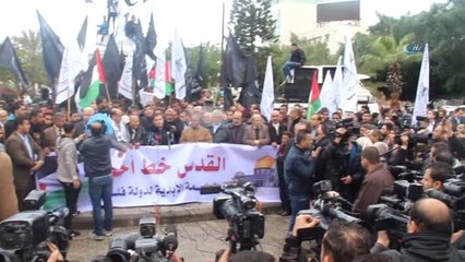 Filistinliler, Trump'ın Kudüs Kararını Protesto Etti