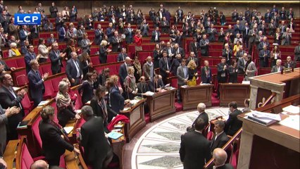 À l'Assemblée, pluie d'hommages pour Johnny Hallyday