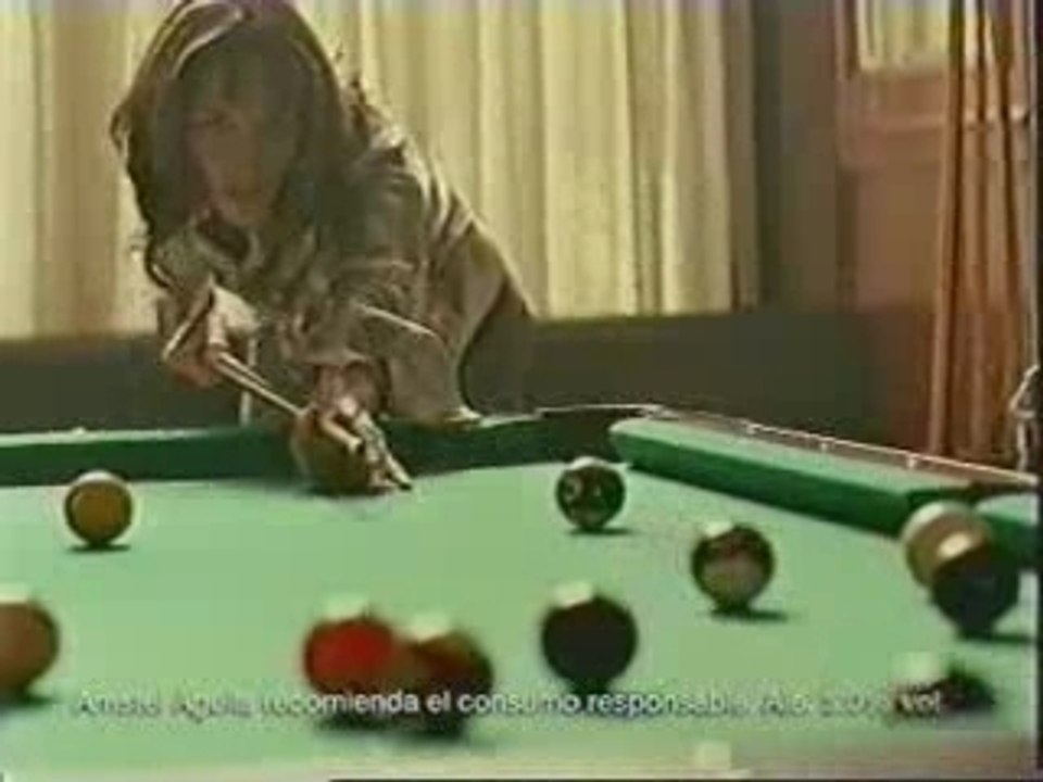 Pub - biere - amstel - entre amis