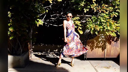 Street style tuần qua: 'Cuộc chiến' váy áo của sao khi đi du lịch