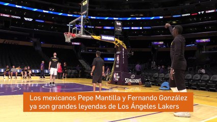 Dos mexicanos narran con pasión las hazañas de los Lakers