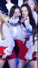 151016 달샤벳(Dal Shabet) 아영 내 다리를 봐