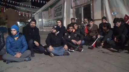 Üniversiteli Gençlerden ABD Başkanı Trump Tepki