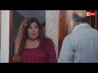 مسلسل مولد وصاحبه غايب - ذات مومينت " لما تفتح الباب وتلاقي محصل الكهرباء "