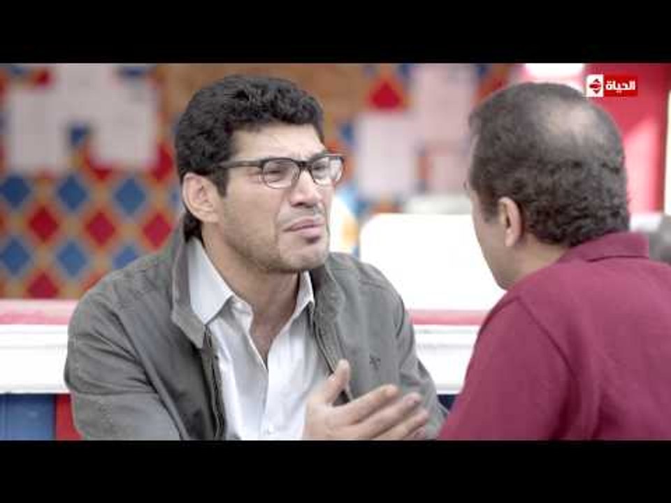 مشهد مؤثر جدا "شاهد الى اى مدى وصل حال مخلص " .... الحلقة 26 من مسلسل "بين السرايات"