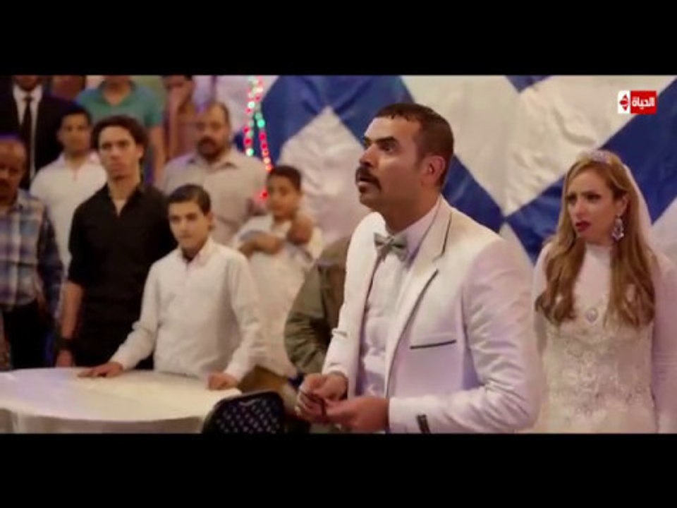 نهاية البلطجي " عبده الفتوة " ... عبده الفتوة يتعرض للضرب علي يد سامح ... مسلسل طعم الحياة