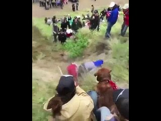 Pessoas idiotas pelo mundo