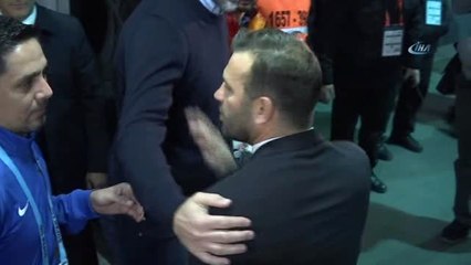 Okan Buruk, Tudor'un Elini Sıkmadı