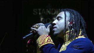 Vic Mensa Performs 'We Could Be Free'-zmbEHeWWkMQ