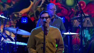 Weezer Performs 'Happy Hour'-rjVEiuk561k