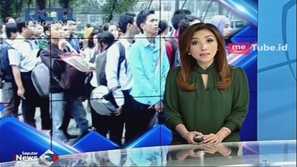 Ribuan Orang Memadati Gedung SMESCO untuk Melamar Pekerjaan