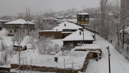 Başkale'de Eğitime Kar Engeli