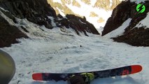 Il perd son ski dans une descente vertigineuse