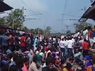 2 மணி நேரத்துக்கும் மேல் குமரி மீனவர்கள் மறியல்..வீடியோ