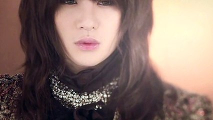 Ca sĩ xinh đẹp một phần cũng nhờ nhấn mí hàn quốc