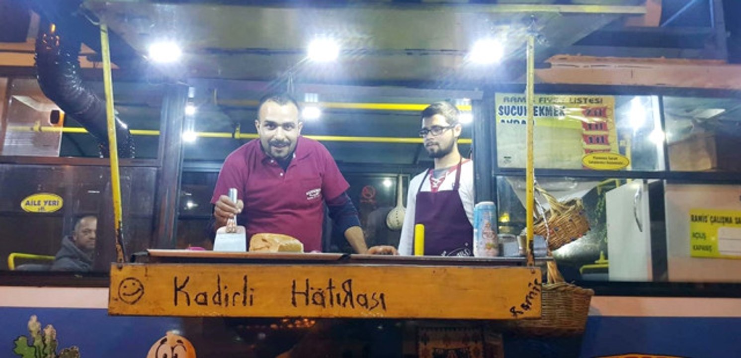 Midibüsünü Ekmek Teknesi Yaptı