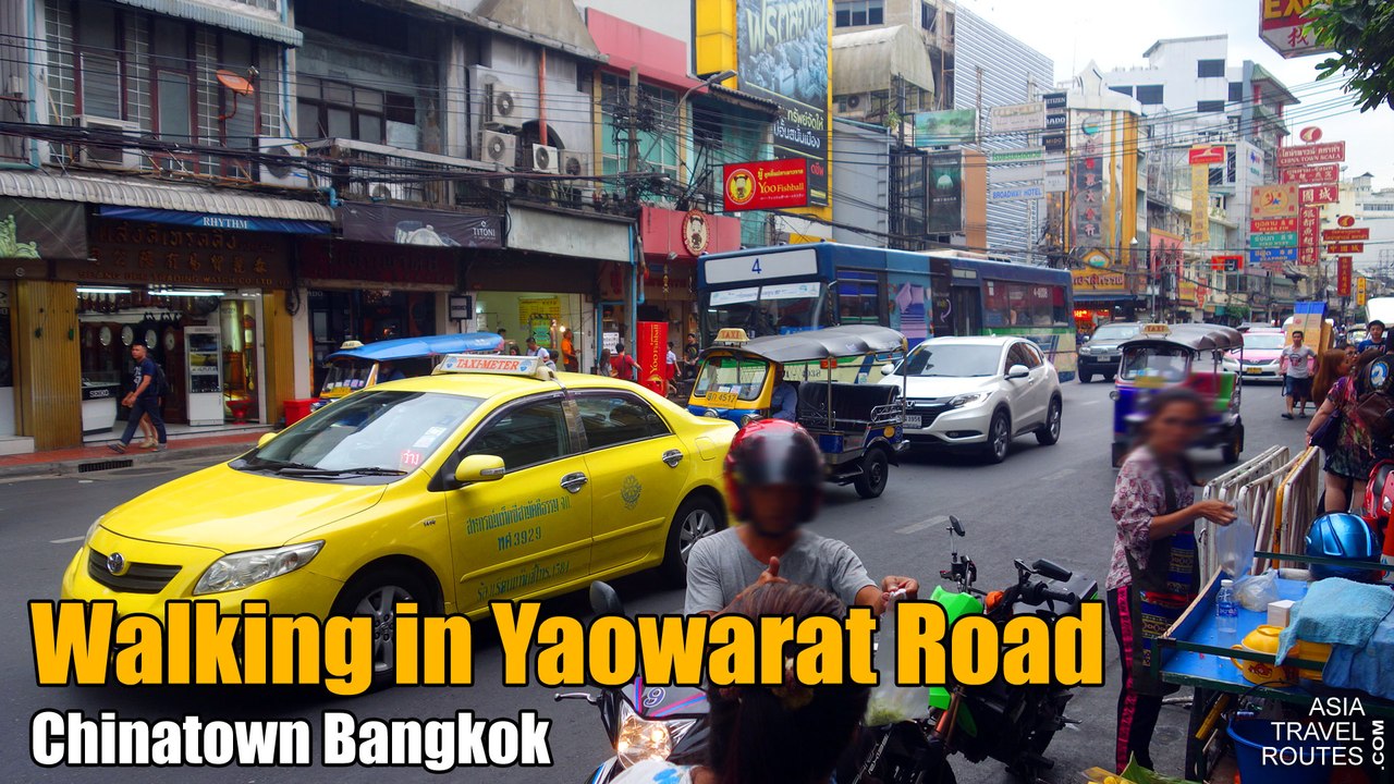 Walking in Yaowarat Road, Chinatown Bangkok