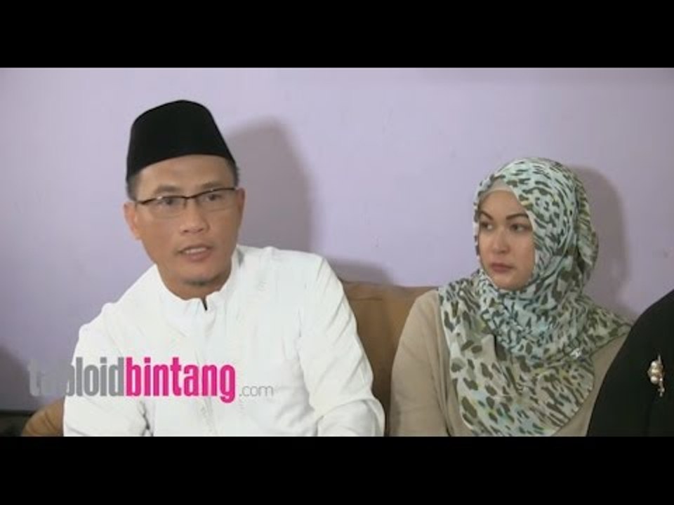 Menyanyikan Lagu 'Cahaya Dari Ka'bah', Penyanyi Malaysia Ini Minta Restu Keluarga Deddy Dores