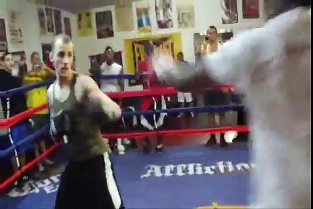 Shoulder Roll eh. You mayweathers are delusional I dropped Mayweather Sr id Drop Floyd Jr Same Way