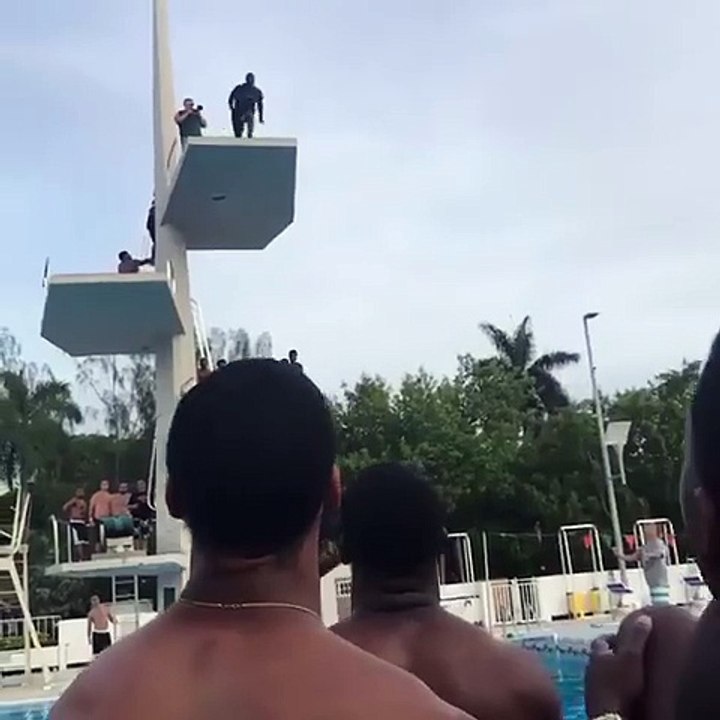การกระโดดสูงที่ผิดพลาด - Failed high jump