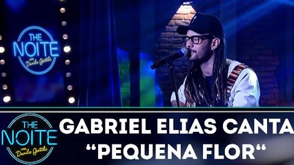 Gabriel Elias canta `Pequena Flor`