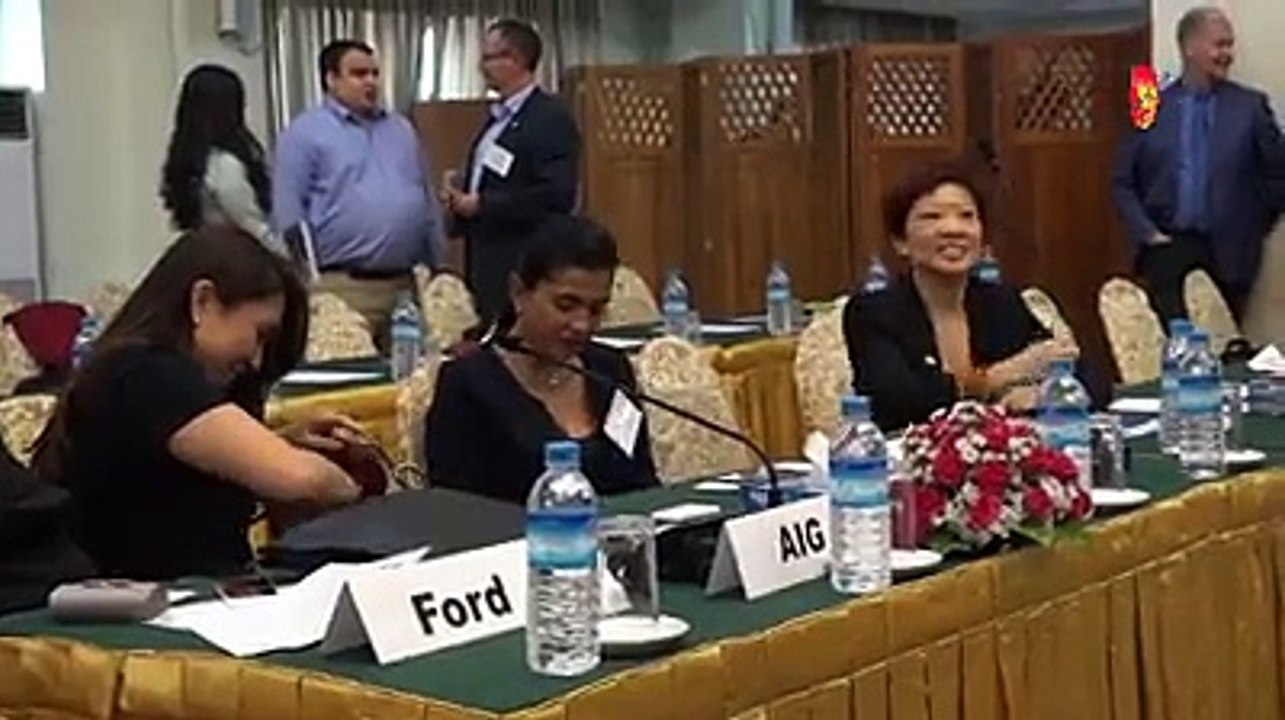 အေမရိကန္လုပ္ငန္း႐ွင္ေတြက ျမန္မာ့စီးပြားေရးအေျခအေနကို ေထာက္ျပေဆြးေႏြး (႐ုပ္/သံ)
