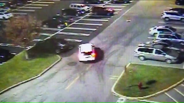 Video Shows Shoplifting Suspects Dragging Security Guard Through Mall Parking Lot