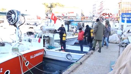 Çanakkale Feribot, Balıkçı Teknesine Çarptı 1 Kayıp