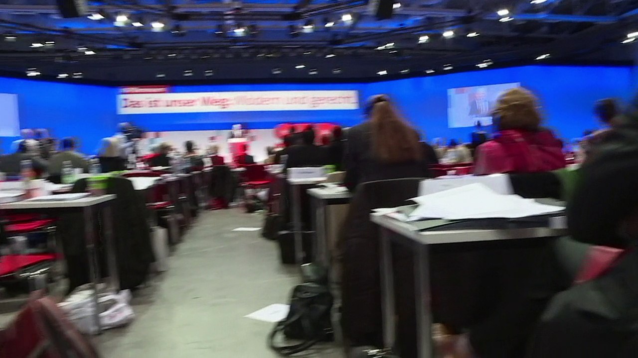 Schulz bittet für SPD-Wahlniederlage um Entschuldigung