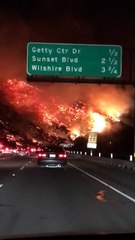Aller au travail le matin en traversant un incendie monstrueux en Californie !