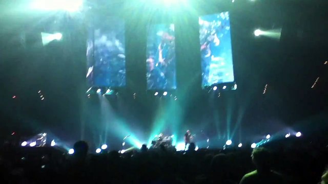 Muse - Supermassive Black Hole, Viejas Arena, San Diego, CA, USA 9/22/2010