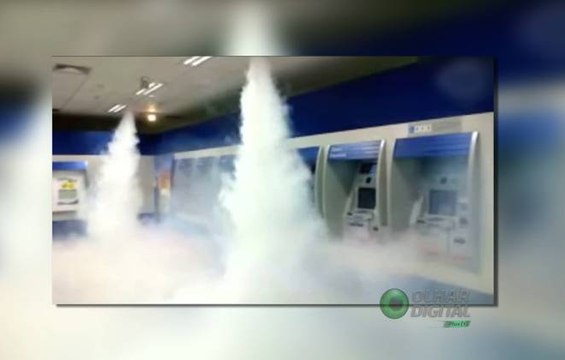 Bancos usam gerador de neblina para evitar explosões de caixas eletrônicos