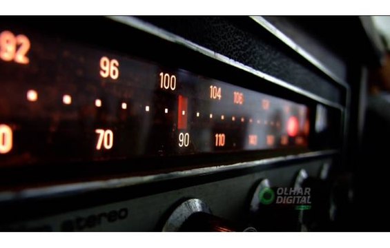 Rádio digital não sai do papel e deve ser atropelada pelas emissoras online