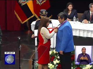 En el Teatro Sucre se llevó a cabo la sesión solemne por los 483 años de Fundación de Quito