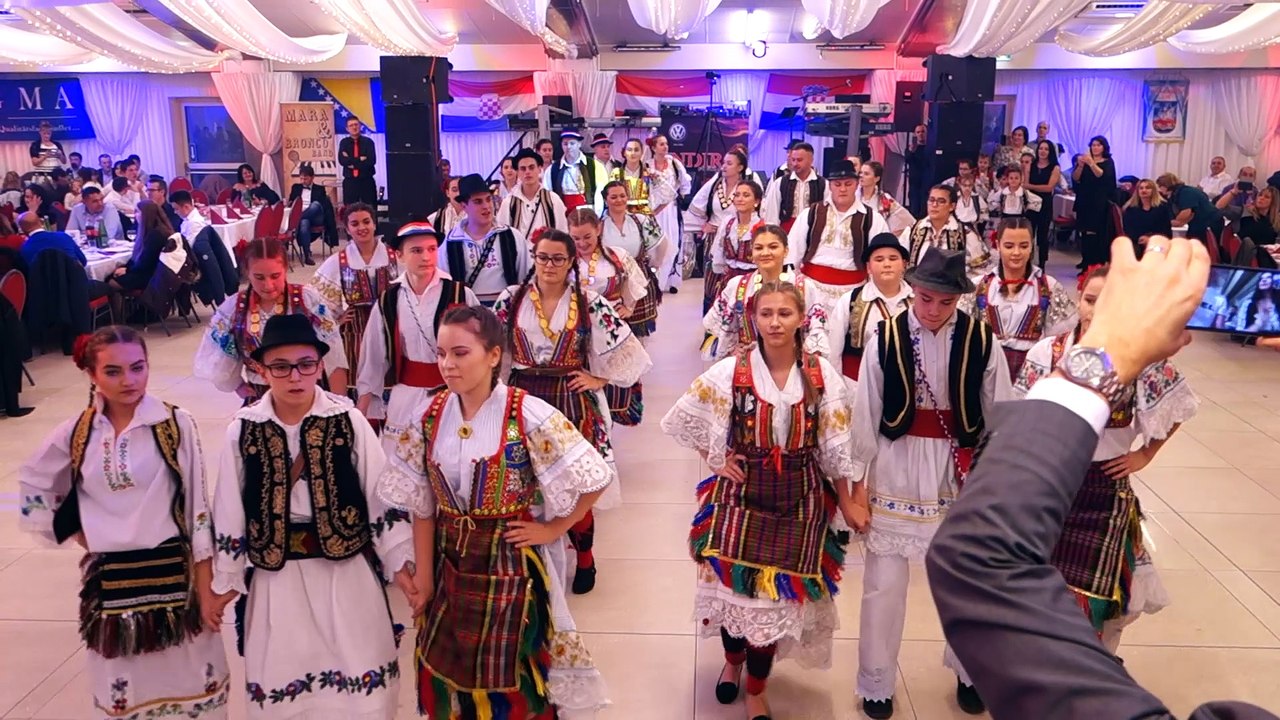 16. Posavsko sijelo 2017. - Nastup HŠKD-a RAŠČICA BEČ