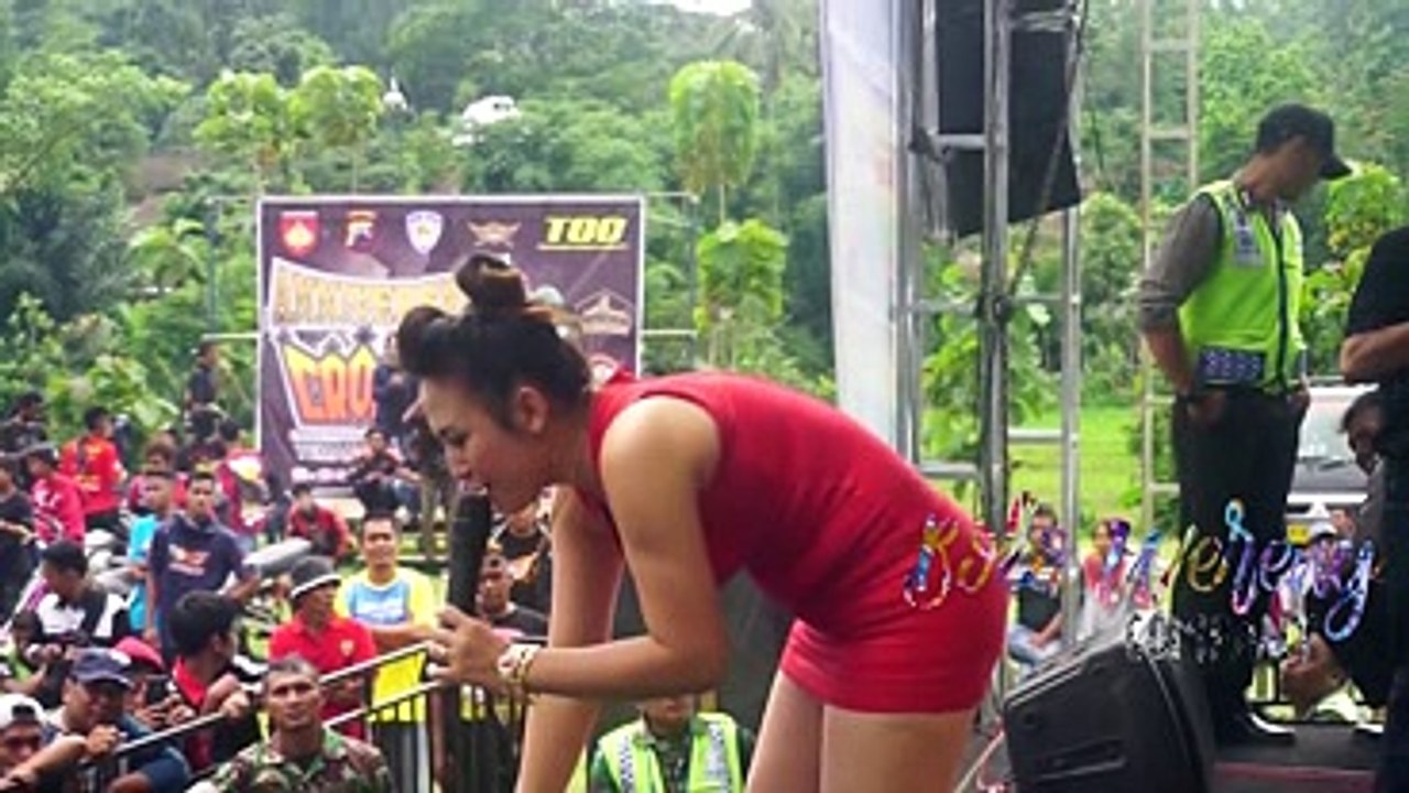 NIA JOVANKA - INDAH PADA WAKTUNYA - 5 TH ANNIVERSARY CROWN - CANDI ROTO TEMANGGUNG