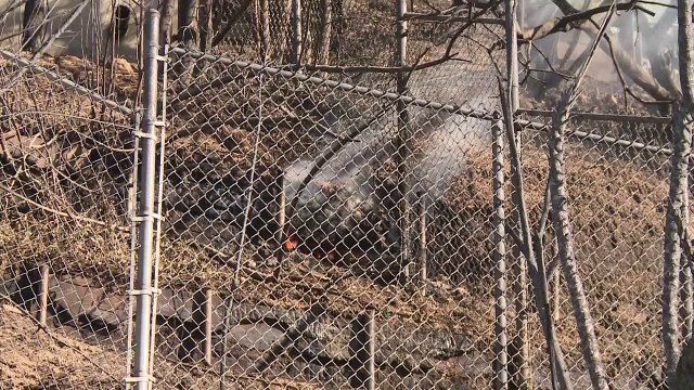 Vientos huracanados complican incendios en California
