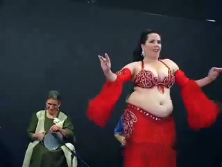 Fat lady Belly Dance amazing